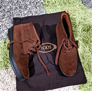 Tod's Gommino brown suede boots! Size 38
