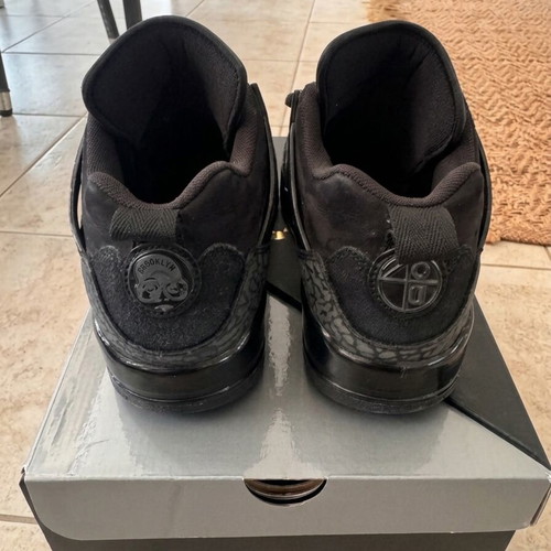 Jordan Spizike Low sneakers size EU 41 US 8 like new, black