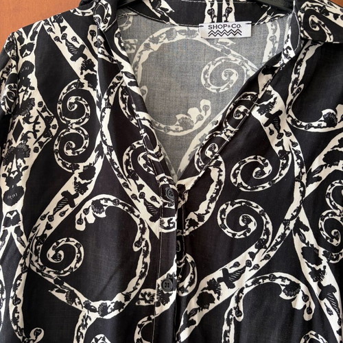 Dress like new, black and white, one size