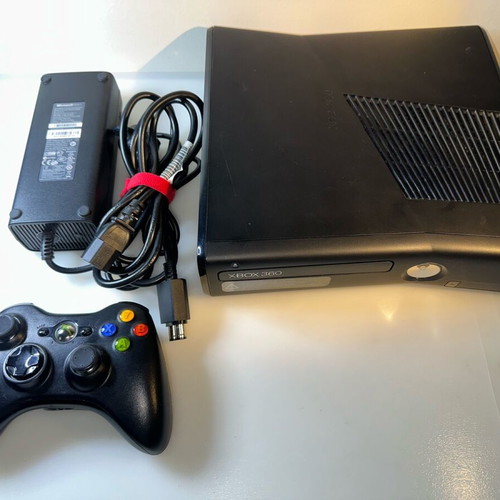 Xbox 360 black used console in excellent condition