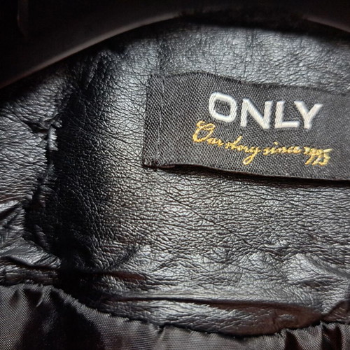 Only fur jacket black size M new