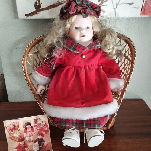 Vintage porcelain dolls used, pack of 3, 90s collection
