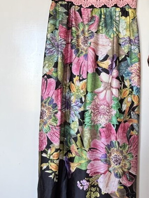 Forel Maxi Floral Dress like new, 100% Polyester, size EL 52