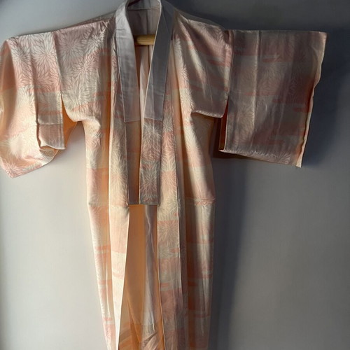 Japanese silk and cotton kimono, 130 cm