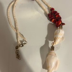 Shell necklace new, multicolored