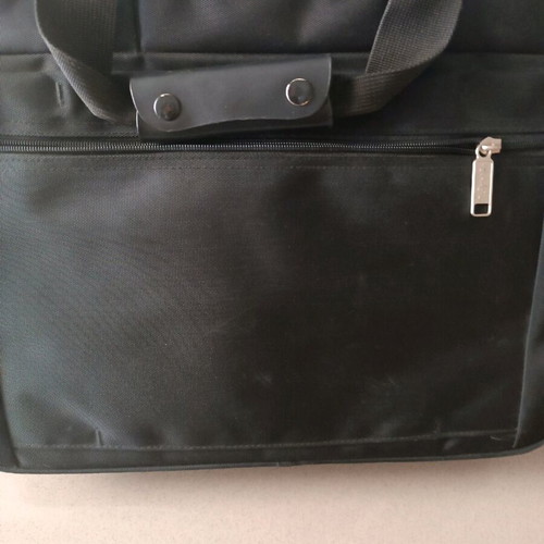 Laptop bag like new with multiple compartments