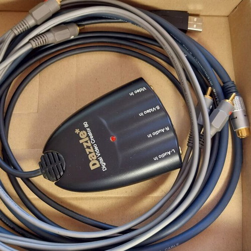 Pinnacle Dazzle 80 analog video converter card like new with cables