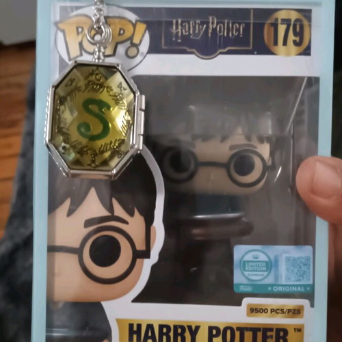 Funko Pop 179 Harry Potter με Pensieve limited edition 9500 τεμ. και δώρο κολιέ πεμπτουσιωτης