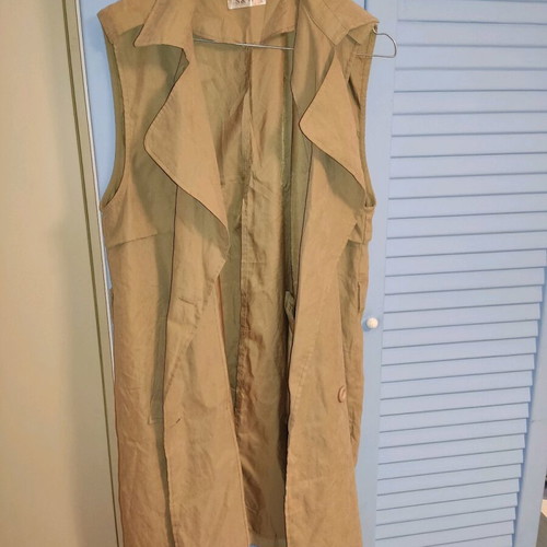 Sleeveless trench coat used, summer, beige