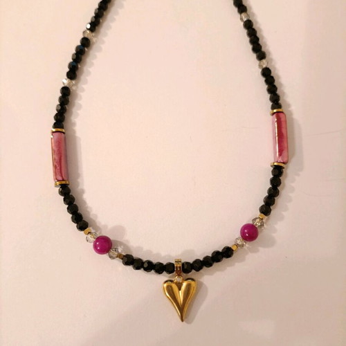 Heart necklace 632 new, black and pink