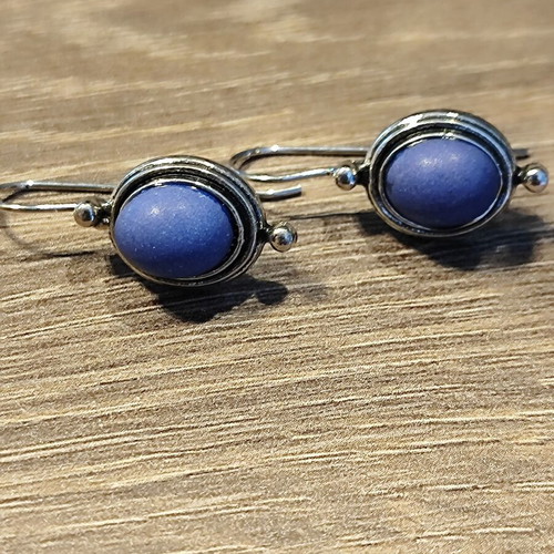 Silver earrings with blue oval stone, like new