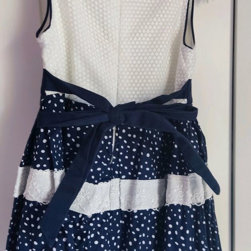 Children's dress blue with guipure lace and tulle new 4-5 years