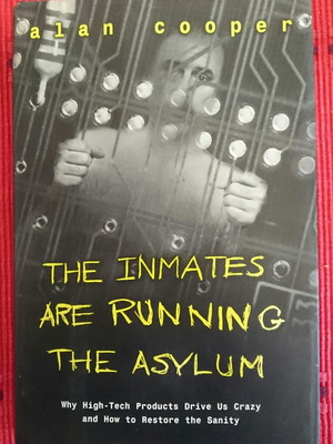 The Inmates Are Running the Asylum book in Greek