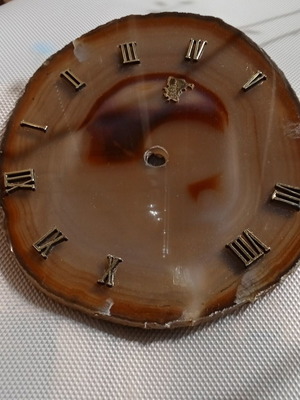 Mineral slice probably agate with clock face used, 15 cm