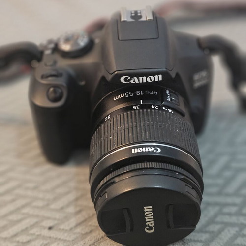 Canon EOS 2000D camera like new