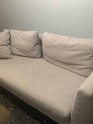 Sato three-seater sofa like new, stone color, pet friendly fabric