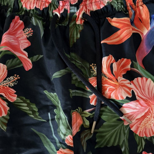 Gant floral swim shorts size S like new, colorful