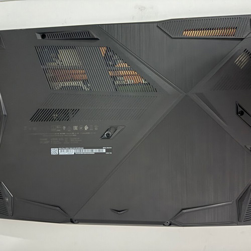 MSI GF63 12UC gaming laptop i5 12th Gen RTX 3050 16GB RAM
