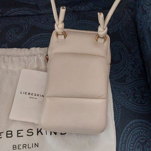 Liebeskind Berlin Tyra Leather Crossbody Mobile Pouch new, coconut color
