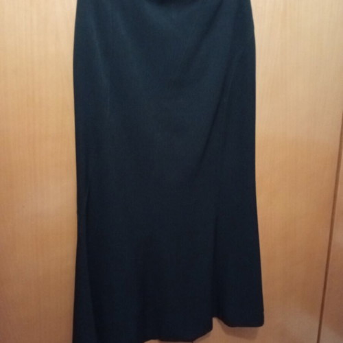 Skirt like new, black, size 5XL