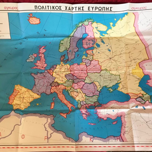 Europe maps and world map like new, set of 5 pieces