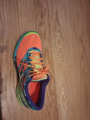 Asics women's athletic shoes, multicolor, size 40.5