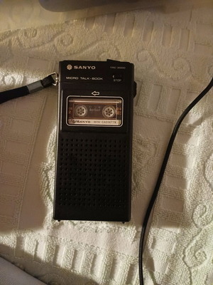 Sanyo TRC-3000 microcassette recorder used, vintage