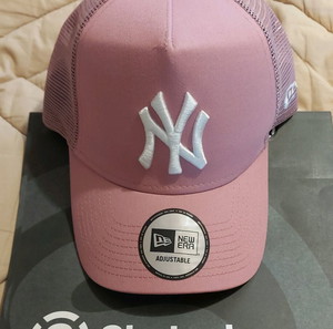 New era hat καινούριο με ετικέτα