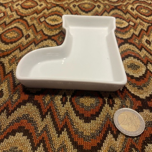 Christmas bowls boot design like new, set of 2 pieces
