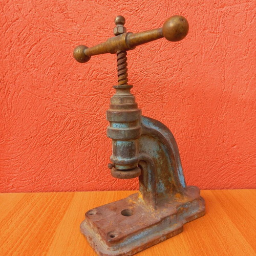 Bagou press used, old
