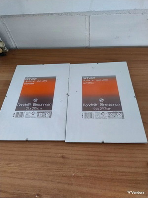 Set of 2 glass photo frames new 21x29.7 cm