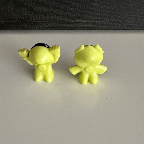 Gogos Crazy Bones rare neon monsters set of 2 like new