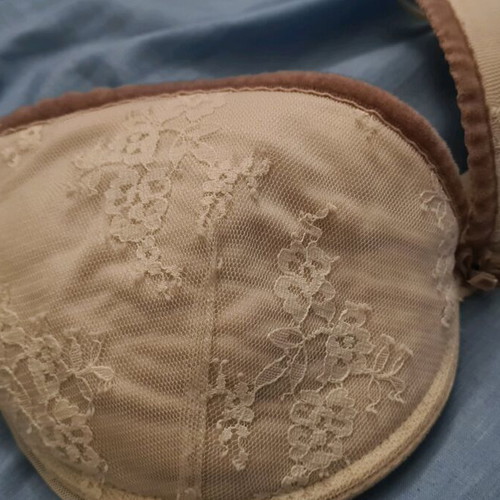Intimissimi bras like new, pack of 2, sizes 70 75 B