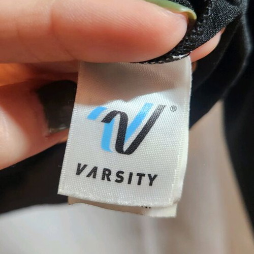 Varsity Sports fitness top like new, long-sleeve cropped with elastic waist