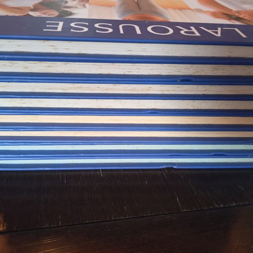 Encyclopedia of Woman Pregnancy & Child Larousse used, 8 volumes
