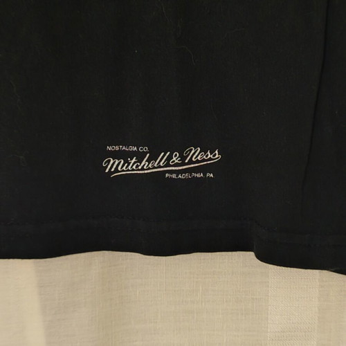 Mitchell & Ness Chicago Bulls 1968-1969 T-Shirt men's size medium like new