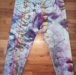 Blue printed workout leggings like new, size Medium