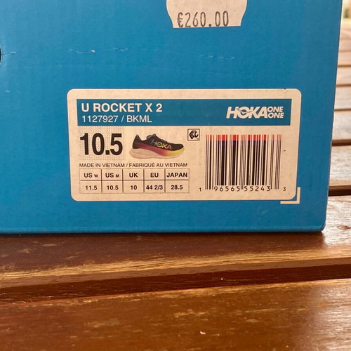 Hoka Rocket X 2 carbon running shoes, size 44.5