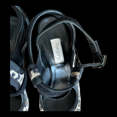 Pargiana handmade high heel sandals new, leopard strap