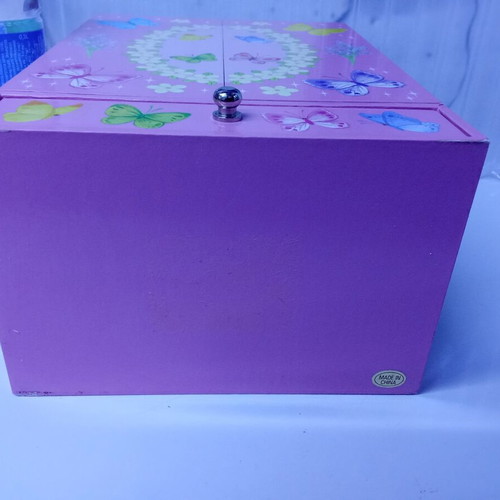 Children's musical jewelry box wardrobe, pink with butterflies