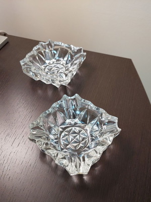 Crystal vintage ashtrays like new, set of 2