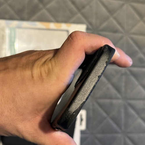 iPhone 13 Pro Max cases used, Cosy leather and Puro wallet 2 in 1