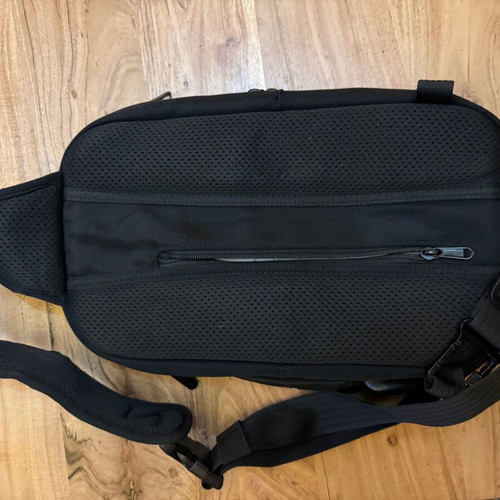 Bange bag used, black crossbody chest-shoulder bag with wear