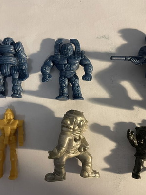 Solpa alien figures pack, like new