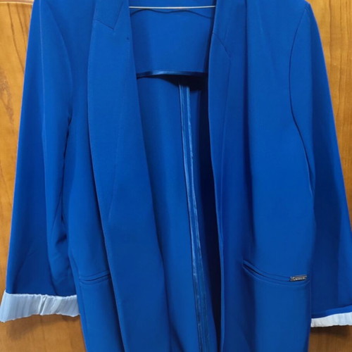 Donna blue pant and jacket set like new
