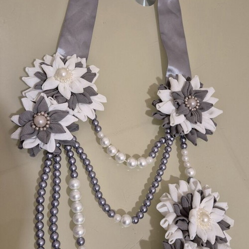 Handmade Multifunctional Necklace with Fabric Flowers and Pearls, New