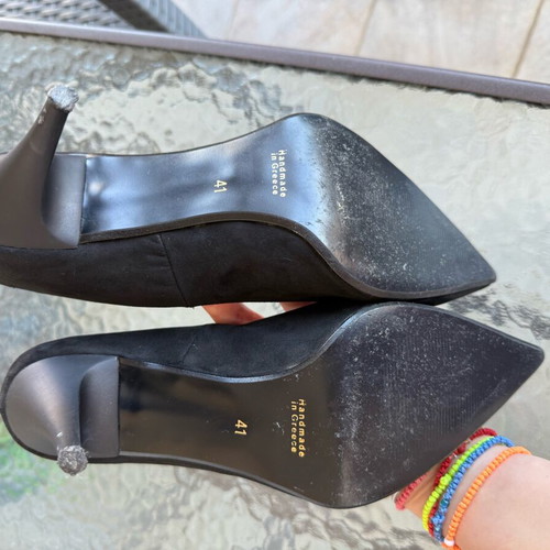 Black pumps like new, size 41