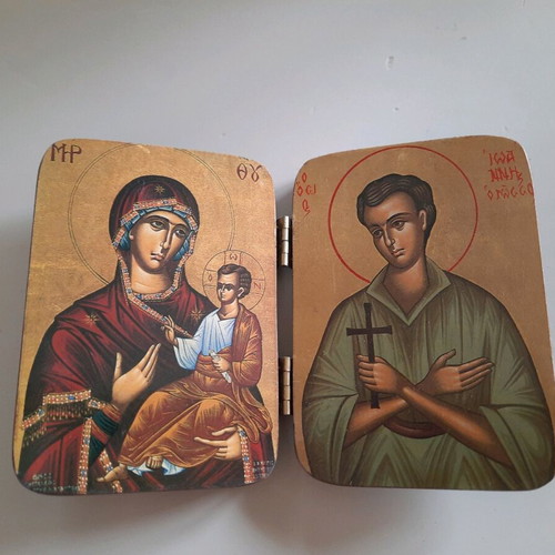 Diptych icon set in like new condition, 2 icons together