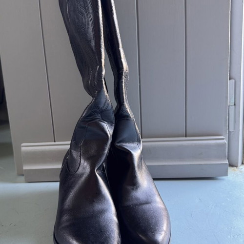 Black cowboy boots women's size 38
