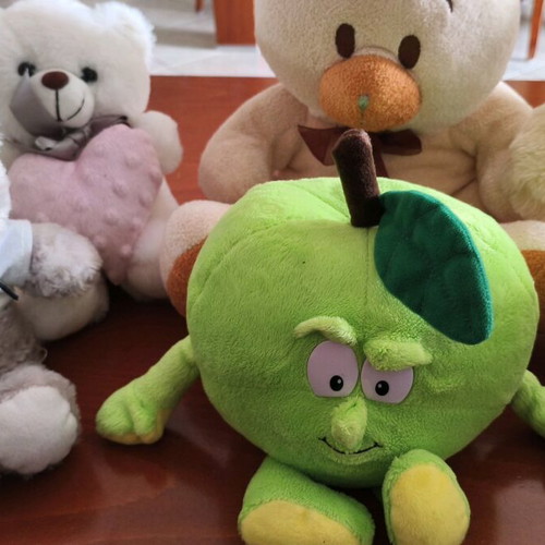 Various stuffed toys like new in excellent condition
